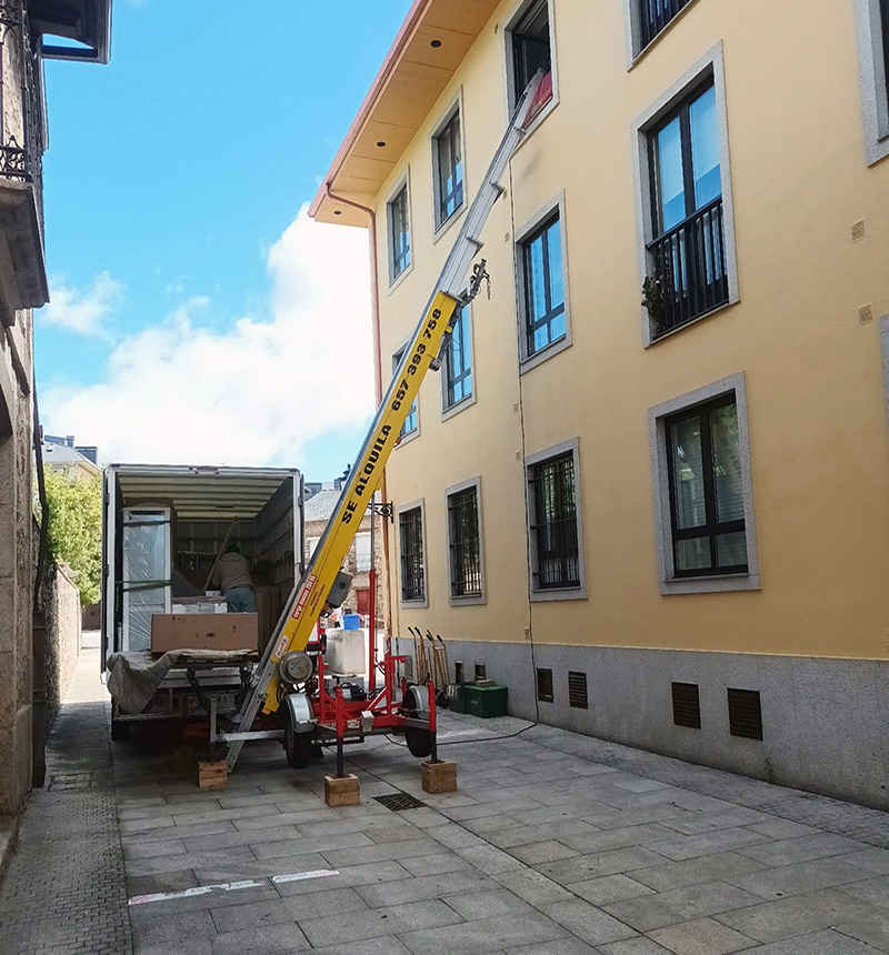 Mudanza en el casco antiguo de Ponferrada